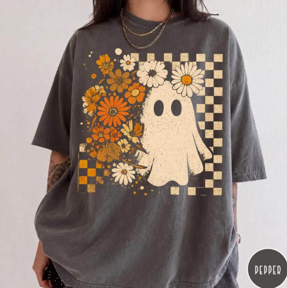 Retro Floral Halloween Comfort Colors T-Shirt, Halloween Checkered Ghost T-Shirt